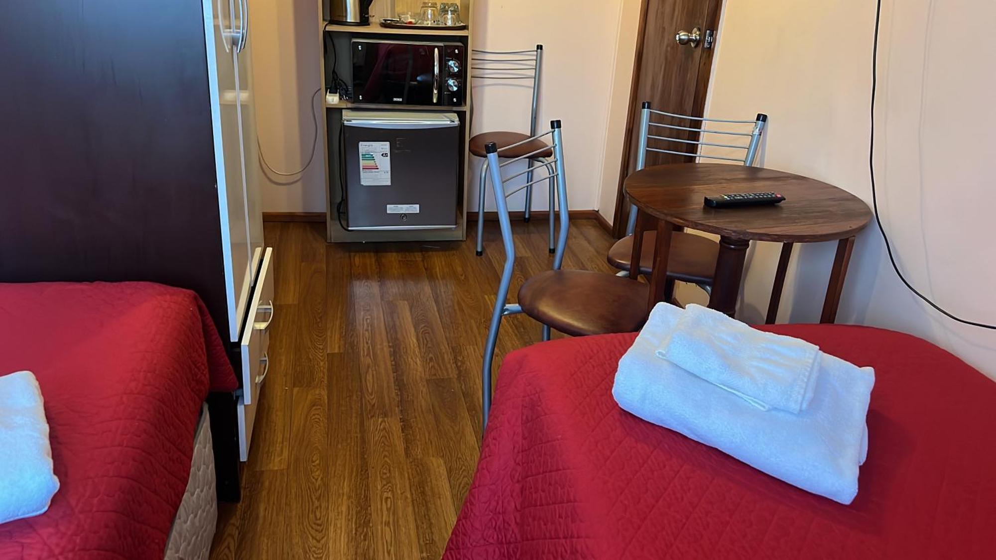 Hostal Victoria プンタアレナス エクステリア 写真